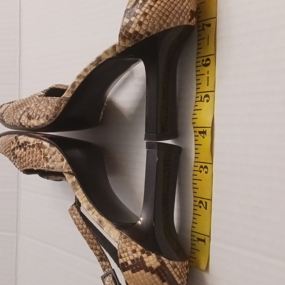 Stuart Weitzman size 7B women's snake print t-strap high-heel shoes brown cream. - Picture 13 of 17